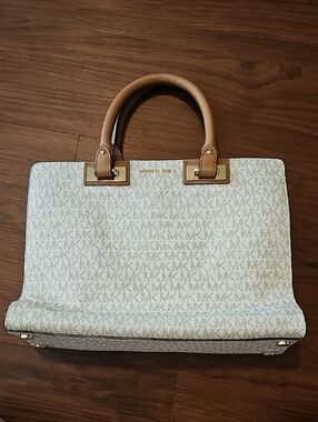 Michael Kors Beige and Tan Logo Purse